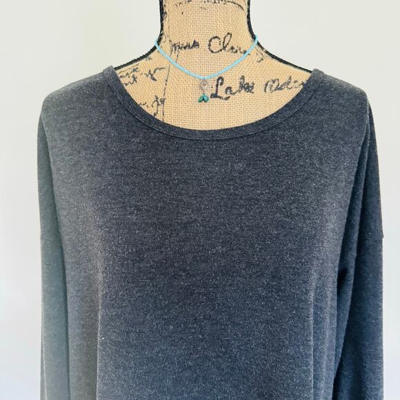 Victoria's Secret Womens Black Gray Loose Fit Long Sleeve Scoop Neck Top Large - Picture 3 of 9